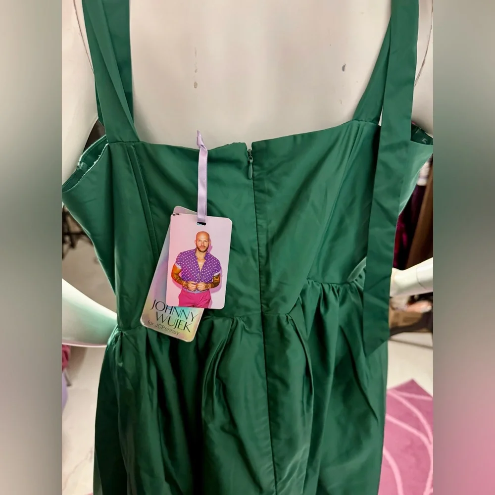 NWT Johnny Wujek Sleeveless Fit + Flare Dress, Hunter Green - Picture 9 of 12